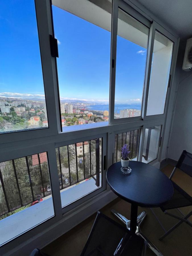 12Th Floor Sea View Lejlighed Rijeka Eksteriør billede